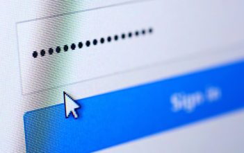 does hidemyass keep logs