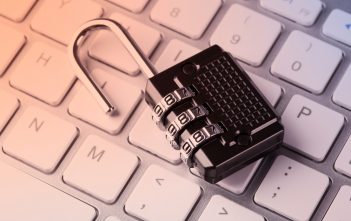 does vyprvpn keep logs